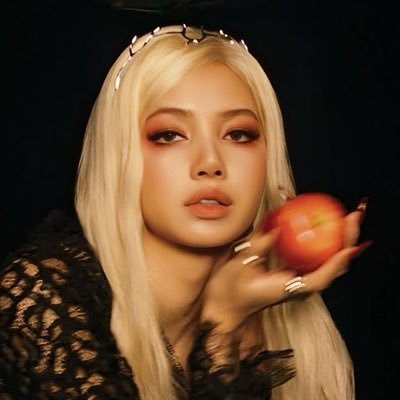 ؘKênia's profile picture