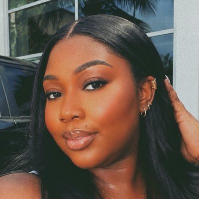 lolaa_x's profile picture