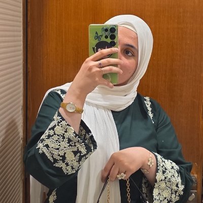 Nimra K🌻🇵🇸's profile picture