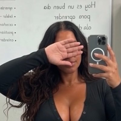 miss emi's profile picture