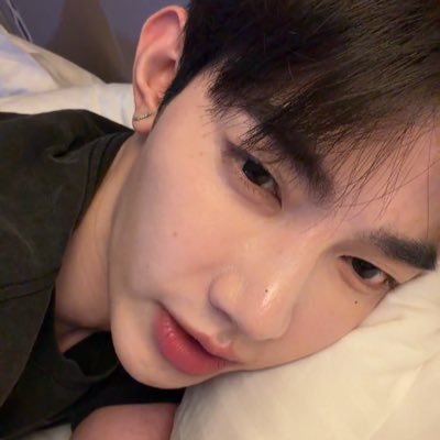 zghaosolo's profile picture