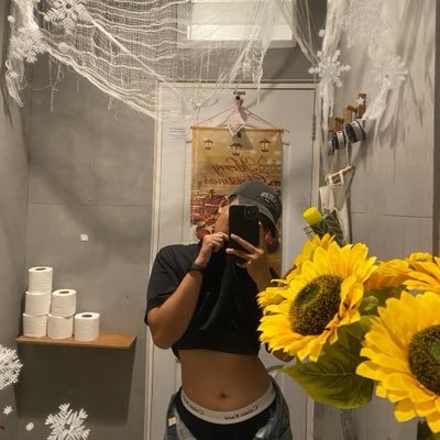 le_vvvv's profile picture