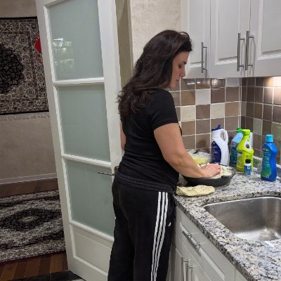 CeylinVer's profile picture