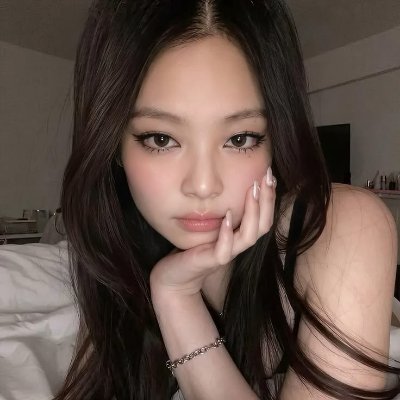 elly's profile picture