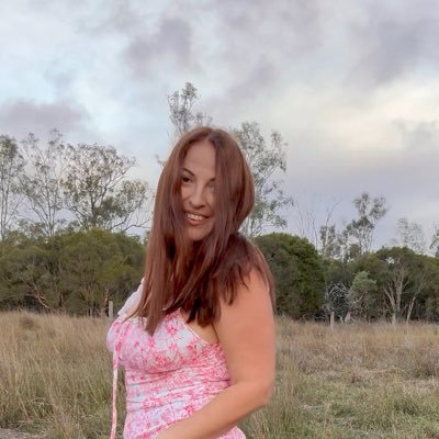 TheEstelleBell's profile picture