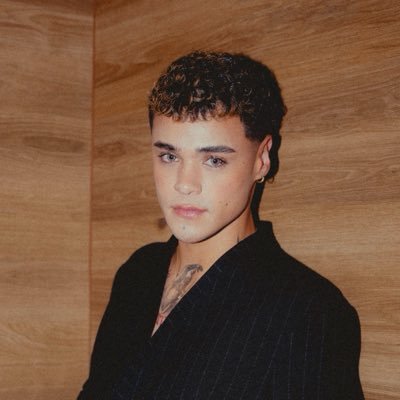 drewvenega's profile picture