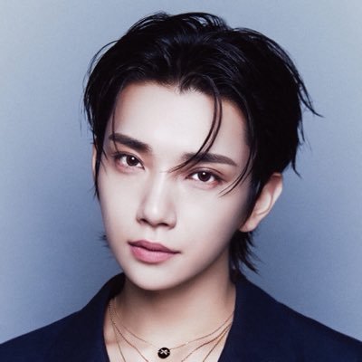 shujithinker's profile picture