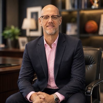 TweetsbyCoachP's profile picture