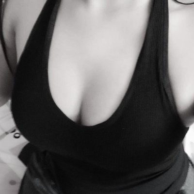 djlovev's profile picture