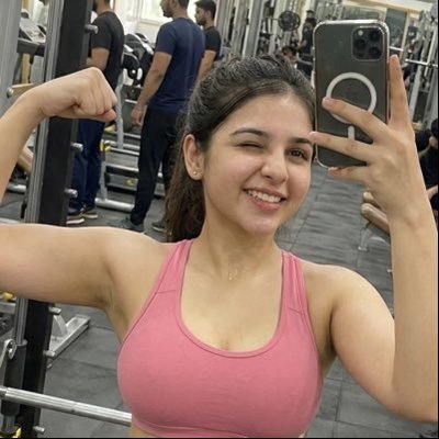 لينا's profile picture