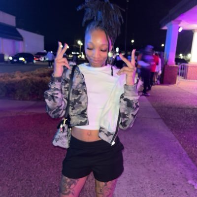 DESSY SAVAGE 🏳️🌈🌋's profile picture