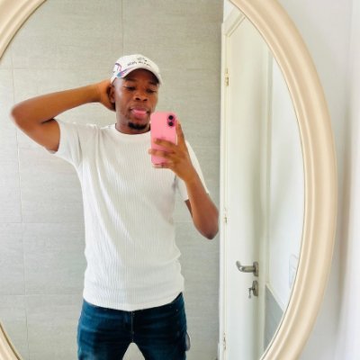 The Comic's profile picture