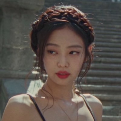 โ
's profile picture