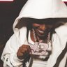 †'s profile picture