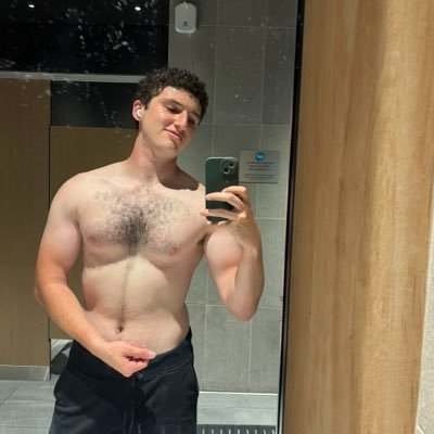 rightofwhey's profile picture