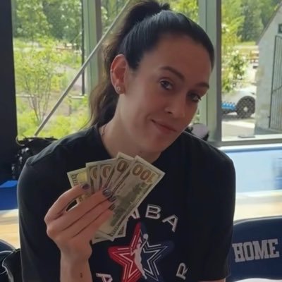 🏀's profile picture