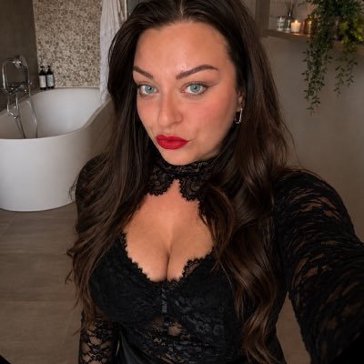 Princess Ash ✨'s profile picture