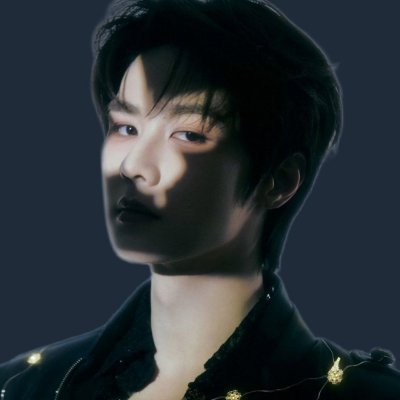 urie | LESS THAN A LOVER's profile picture