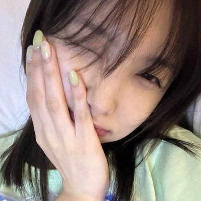 rina's profile picture