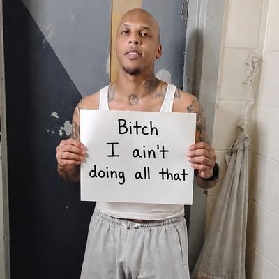 ½ -10 In Relationships's profile picture