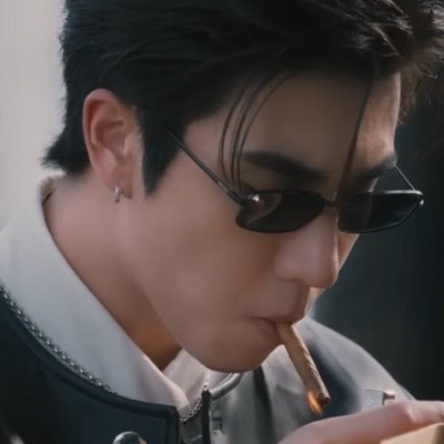 gifgiftxpst's profile picture