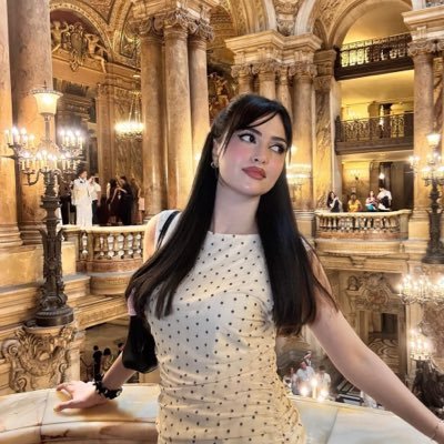 أمل's profile picture