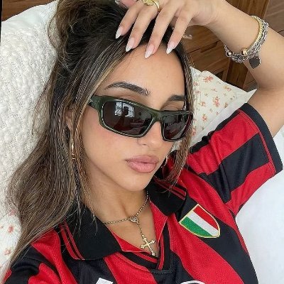 ZELDA MILANISTA ❤️🖤's profile picture