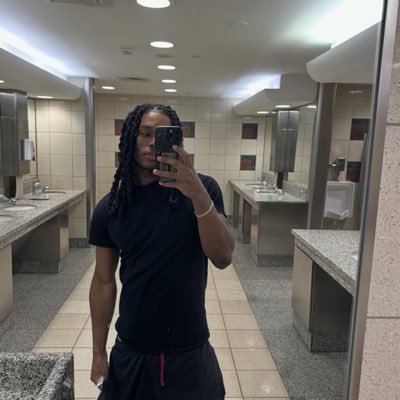 ۟'s profile picture
