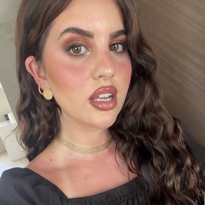 Z Y N /'s profile picture