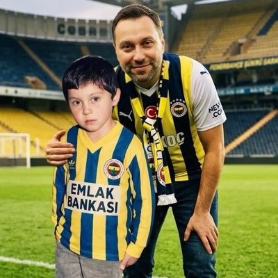 E〽️reSİPAHİ ¹⁹⁰⁷ ƒєηєявαн¢є 💛💙's profile picture