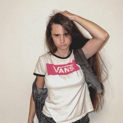 𝑬𝒎' ✧'s profile picture