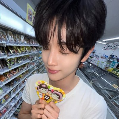 KNOTTED913's profile picture