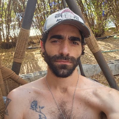avniyayin's profile picture