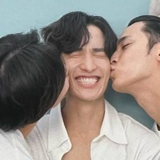 ara¹⁰'s profile picture