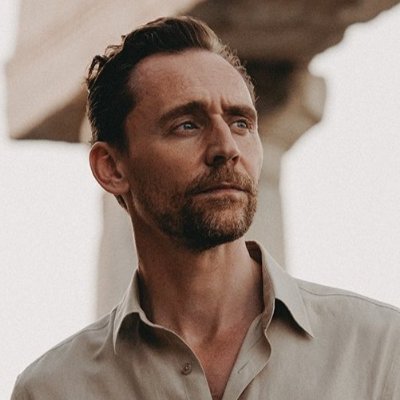 Best of Tom Hiddleston's profile picture