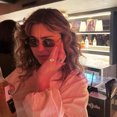 eyl's profile picture