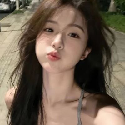 chnzhxun390967's profile picture