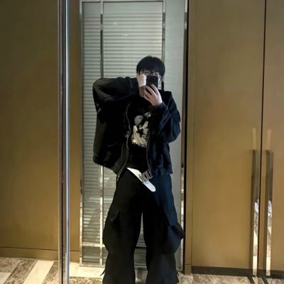 1204enzo's profile picture