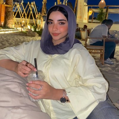 Omnya | أُمنية 😼's profile picture