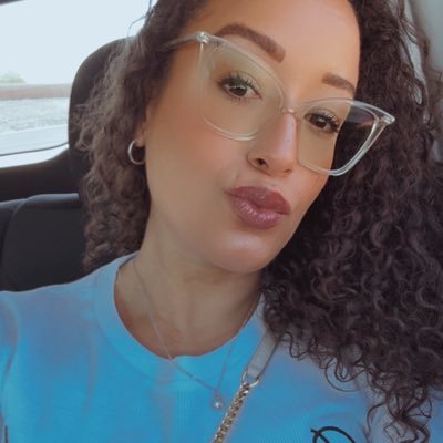Mimiwithatan's profile picture