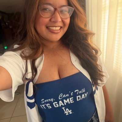 Zoe 💜's profile picture