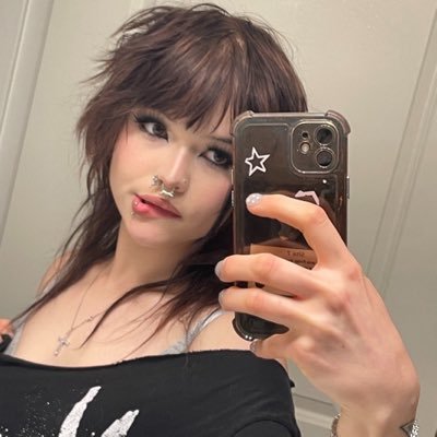 lilysimmons24's profile picture