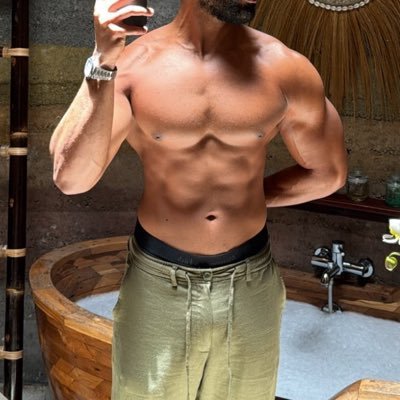 arab_men_'s profile picture