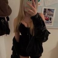 QUEENXLURELIA's profile picture