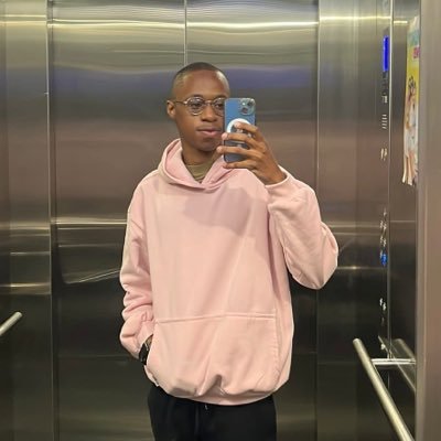𝒪𝒽𝐼𝓉𝓈𝒯𝑒𝑒 ✟'s profile picture