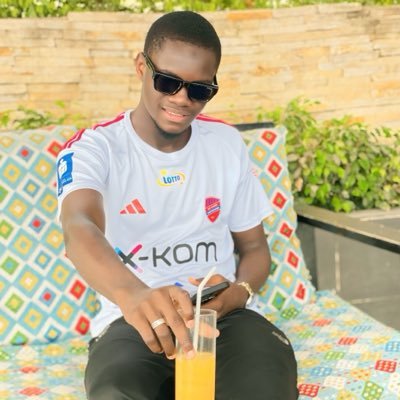 DioufRossonero's profile picture