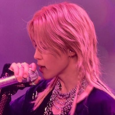 vanya's profile picture