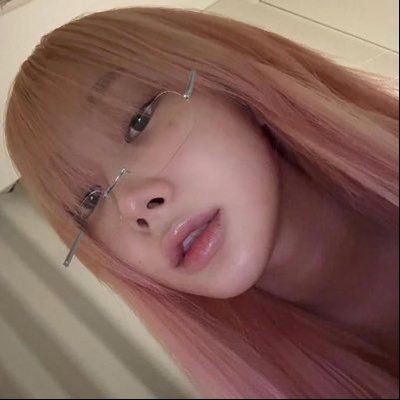 doolesbian's profile picture
