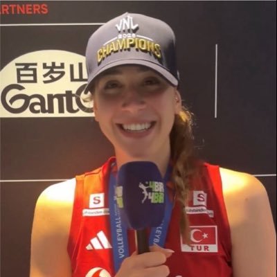 m's profile picture