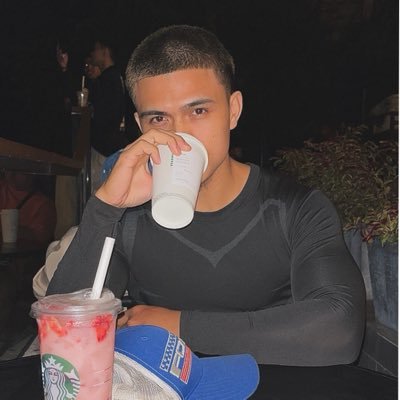 papidaryow's profile picture